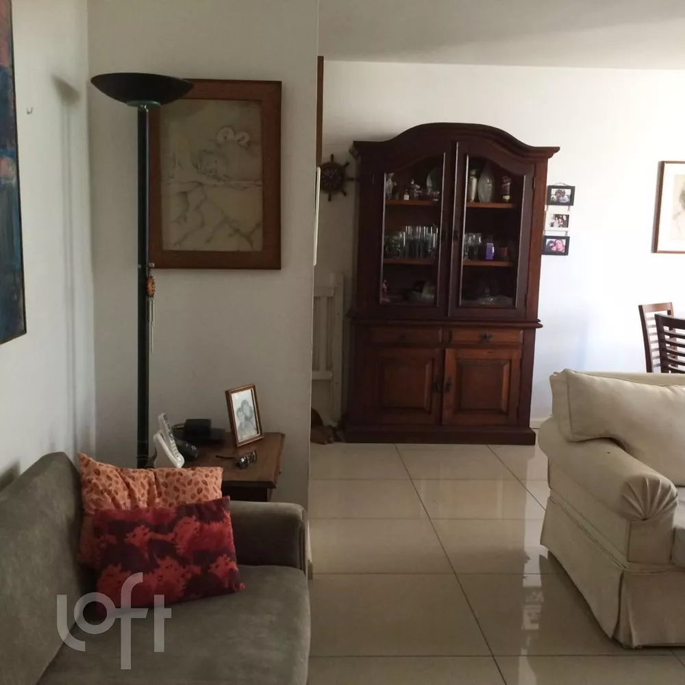 Apartamento à venda com 3 quartos, 115m² - Foto 3