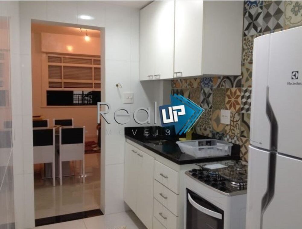 Apartamento à venda com 2 quartos, 67m² - Foto 5