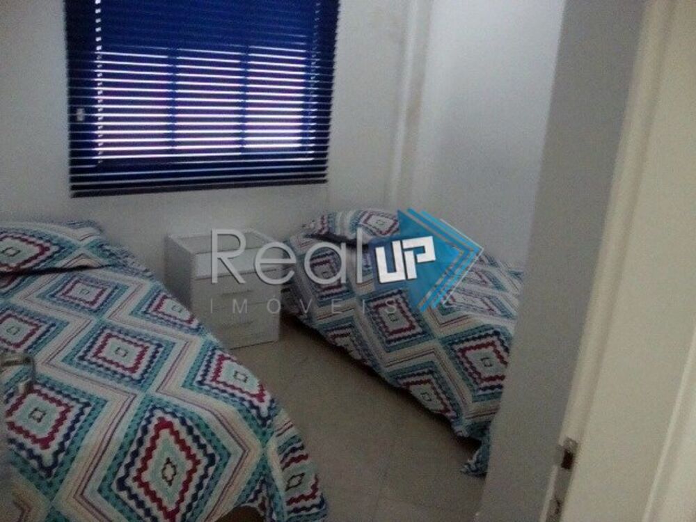 Apartamento à venda com 2 quartos, 67m² - Foto 11