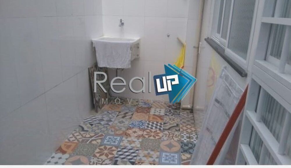 Apartamento à venda com 2 quartos, 67m² - Foto 19