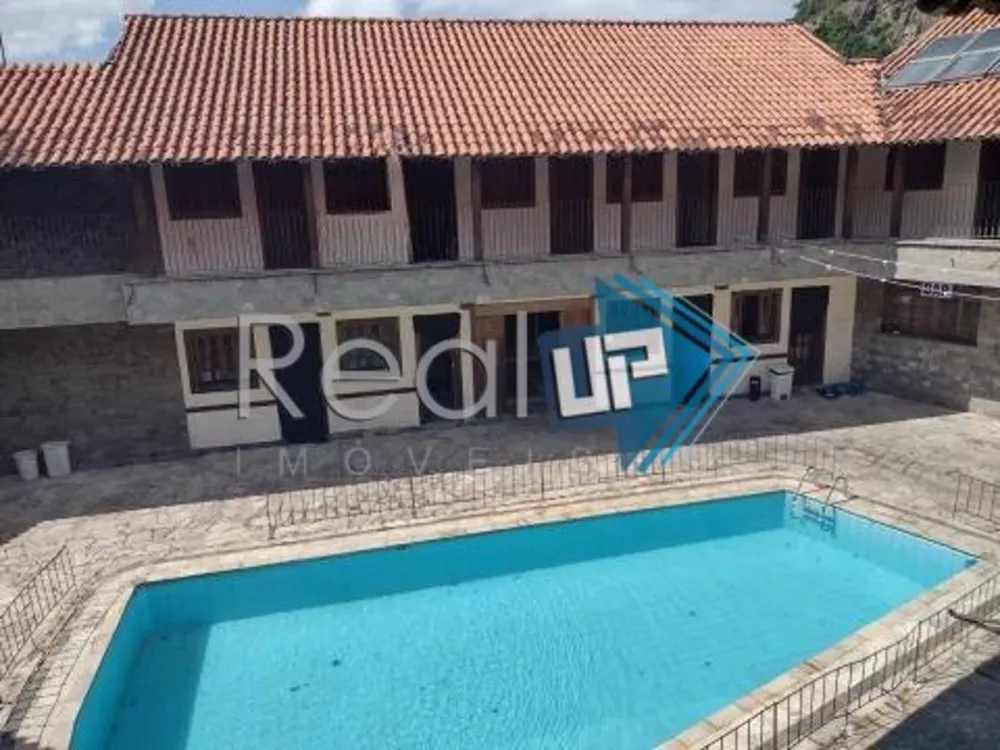 Casa, 24 quartos, 1749 m² - Foto 1