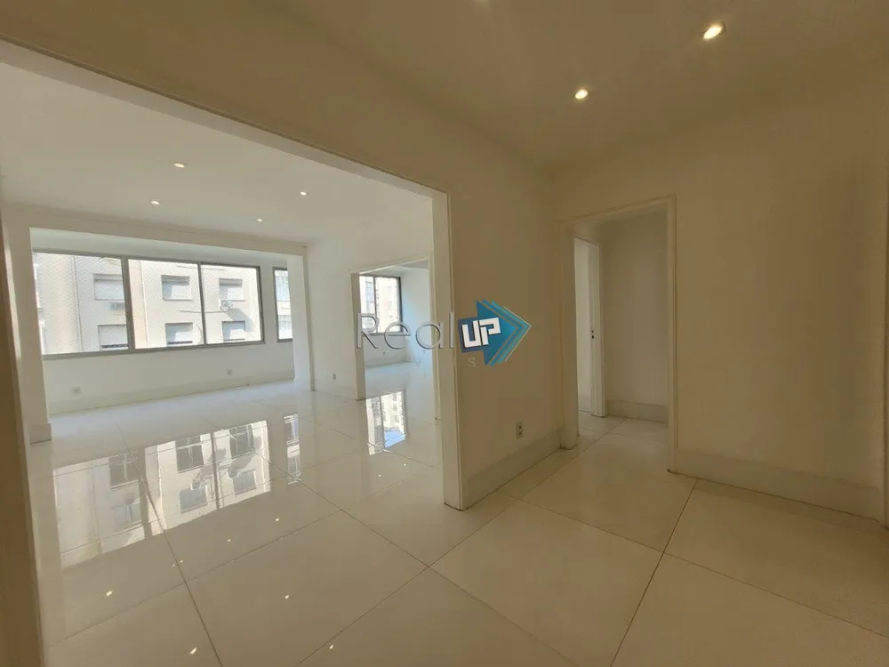 Apartamento, 4 quartos, 240 m² - Foto 2