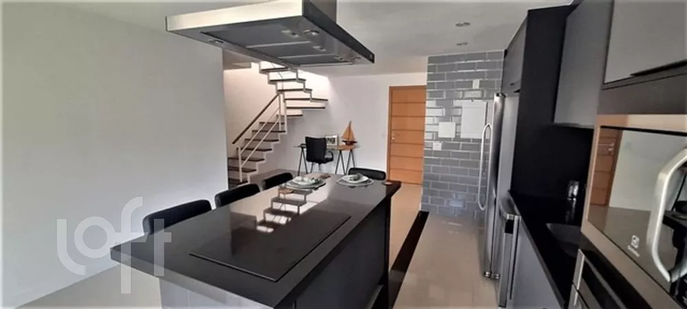 Apartamento à venda com 3 quartos, 150m² - Foto 4