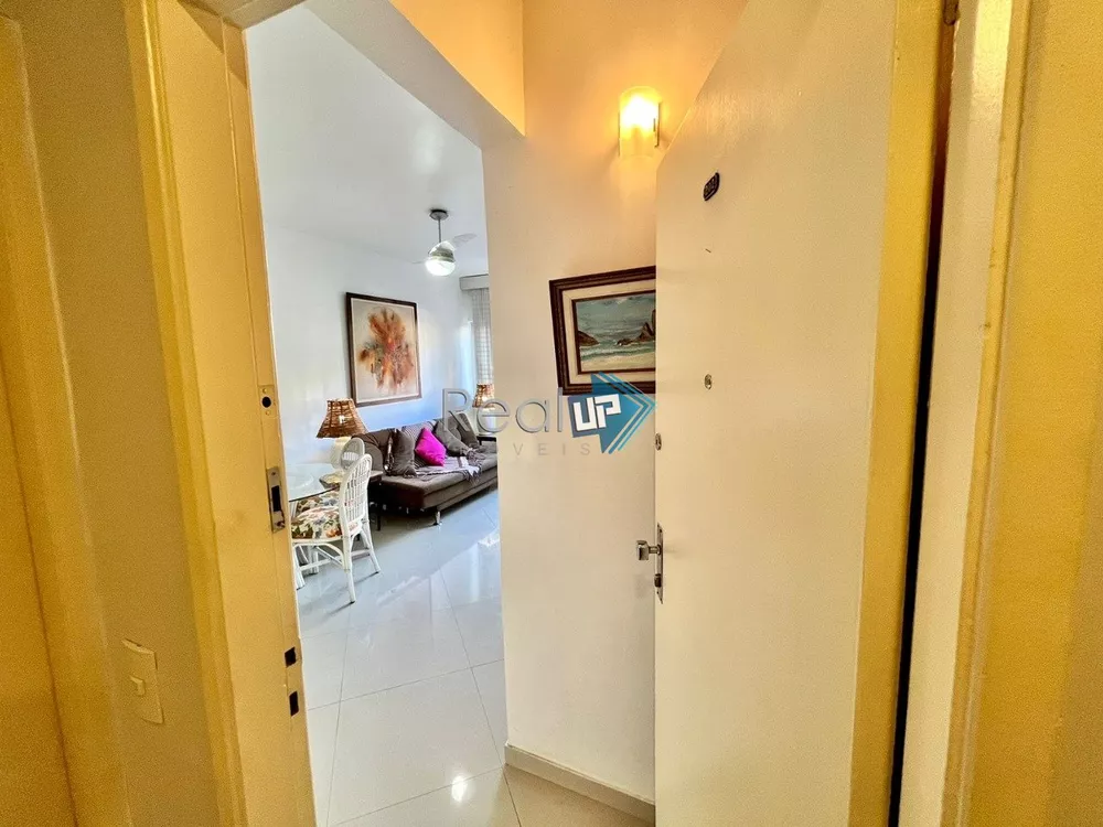 Apartamento à venda com 2 quartos, 61m² - Foto 2