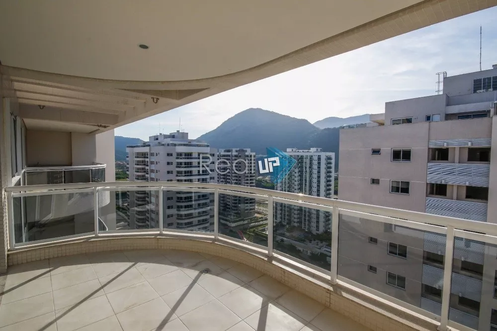 Apartamento à venda com 4 quartos, 250m² - Foto 3