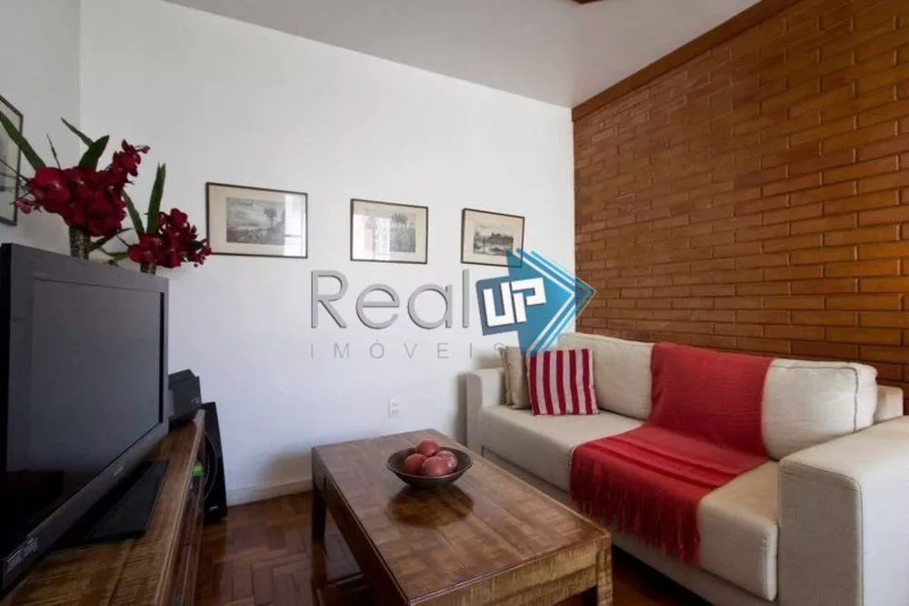 Apartamento à venda com 2 quartos, 77m² - Foto 2