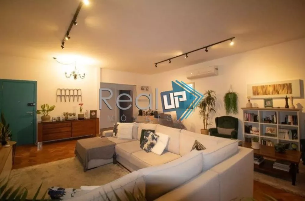 Apartamento à venda com 4 quartos, 203m² - Foto 2