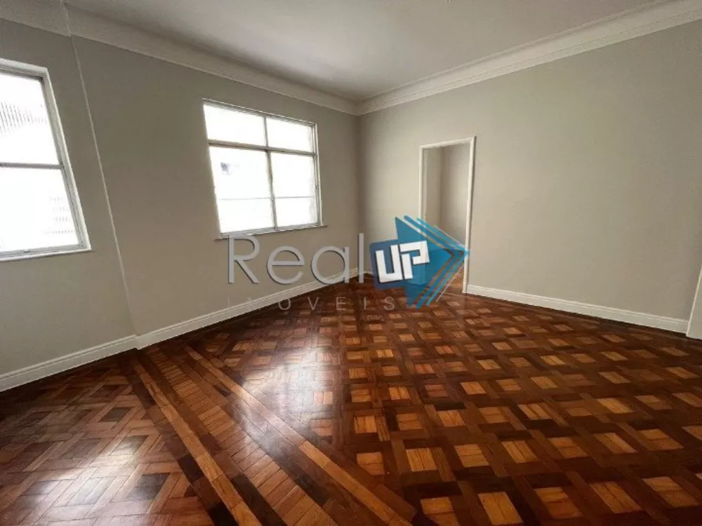 Apartamento à venda com 3 quartos, 72m² - Foto 2