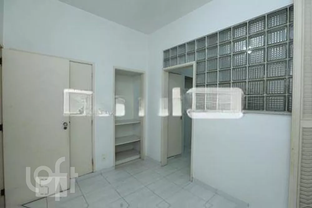 Apartamento à venda com 3 quartos, 270m² - Foto 4