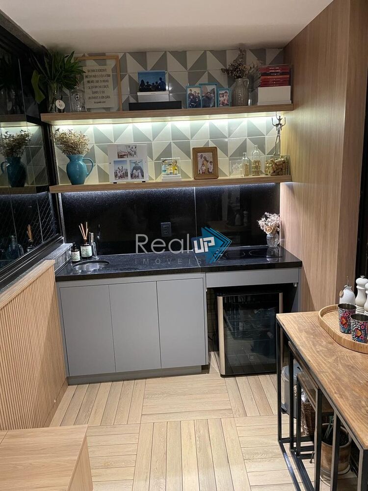 Apartamento, 3 quartos, 164 m² - Foto 1