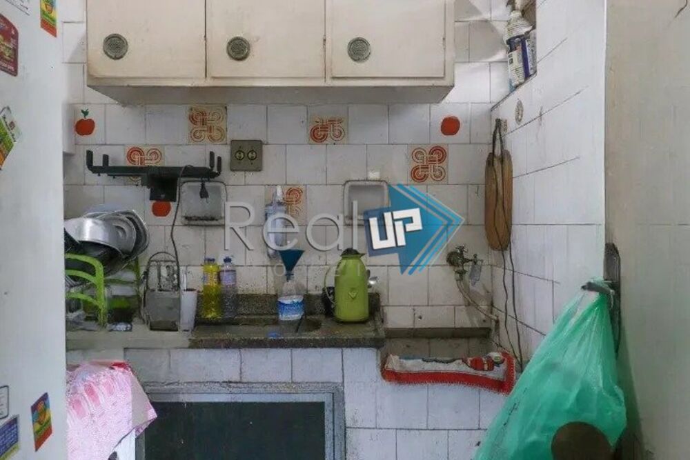 Apartamento à venda com 1 quarto, 47m² - Foto 2