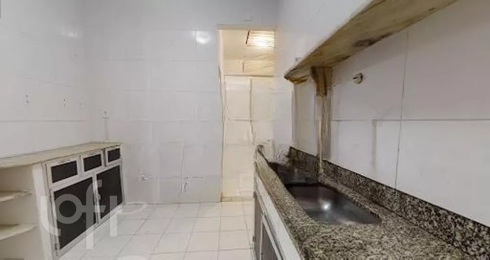 Apartamento à venda com 2 quartos, 107m² - Foto 1