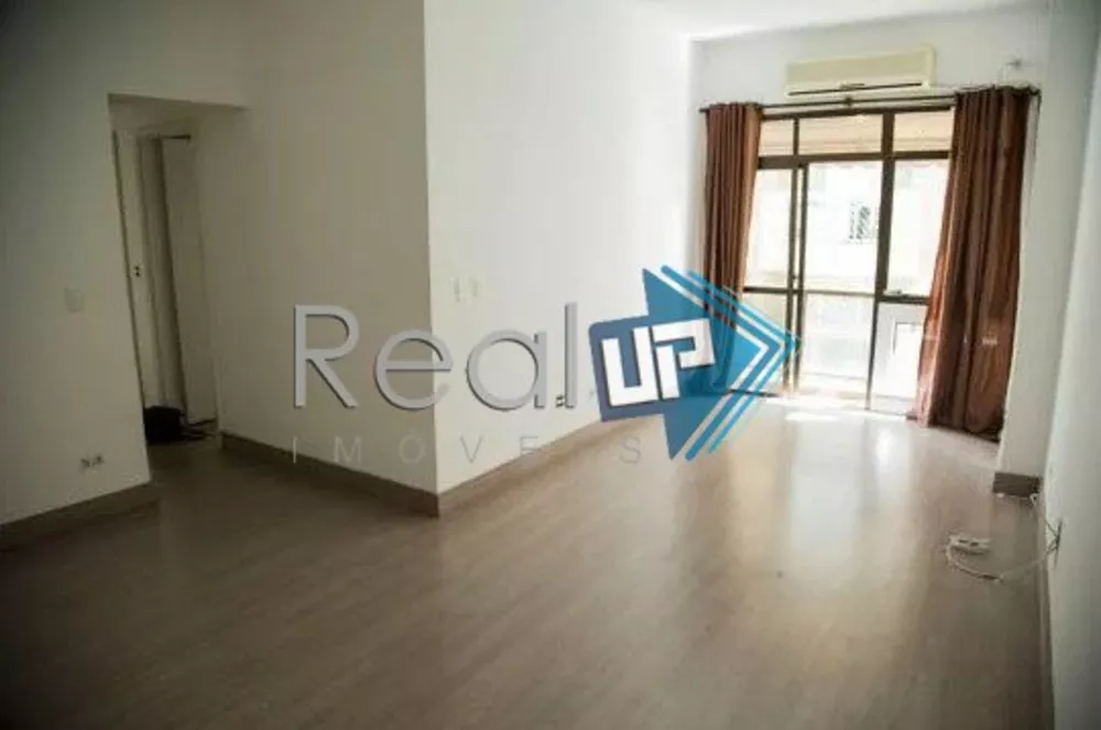 Apartamento à venda com 3 quartos, 111m² - Foto 2