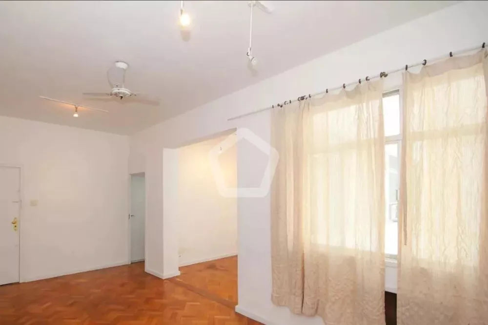 Apartamento à venda com 3 quartos, 98m² - Foto 1