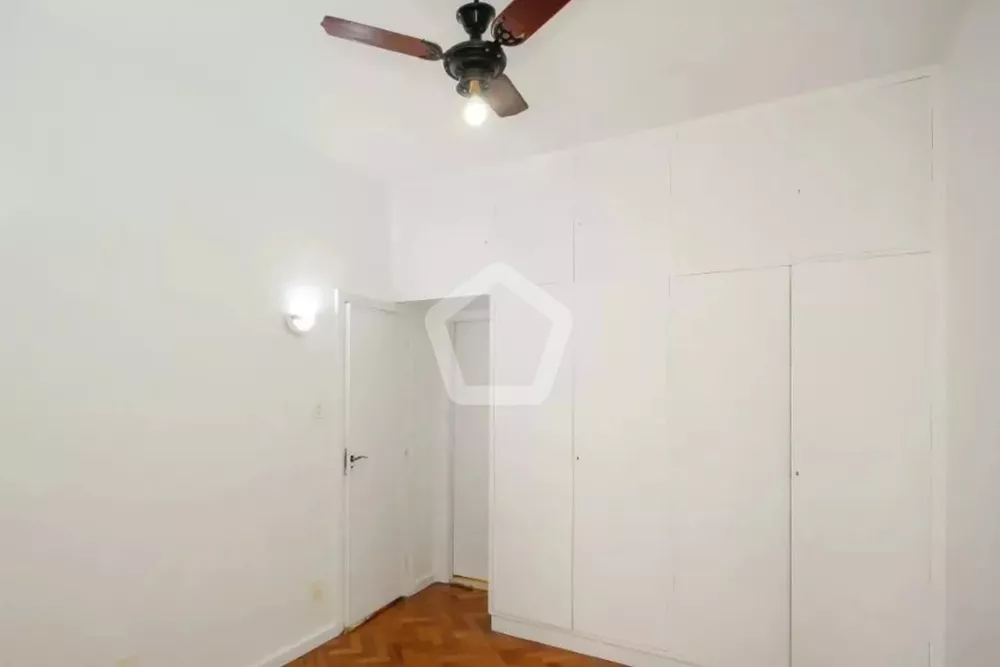 Apartamento à venda com 3 quartos, 98m² - Foto 11