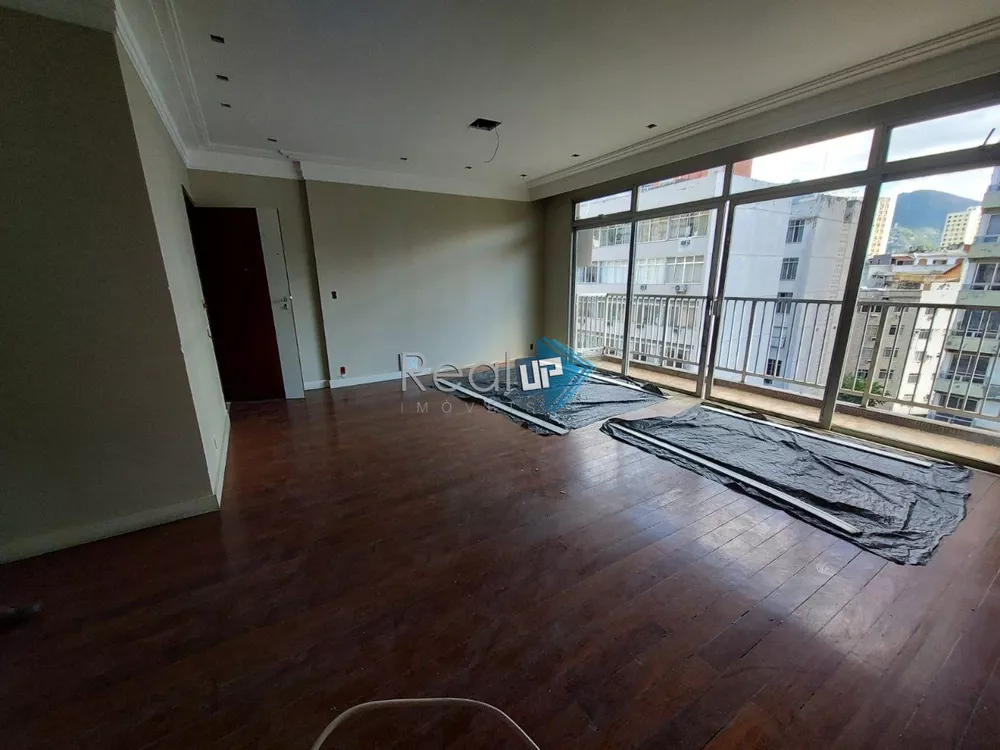 Apartamento à venda com 4 quartos, 125m² - Foto 1