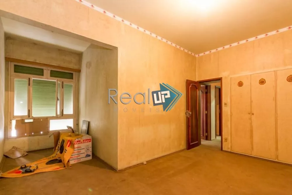 Apartamento à venda com 4 quartos, 212m² - Foto 10