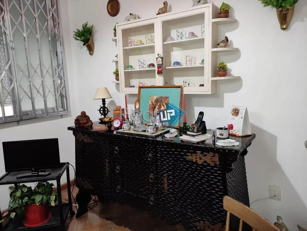 Apartamento à venda com 4 quartos, 180m² - Foto 4