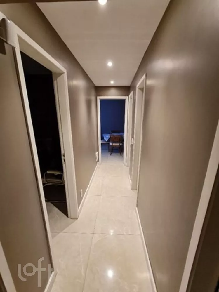 Apartamento à venda com 3 quartos, 120m² - Foto 2