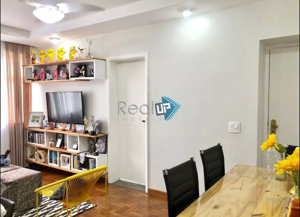 Apartamento à venda com 2 quartos, 76m² - Foto 1