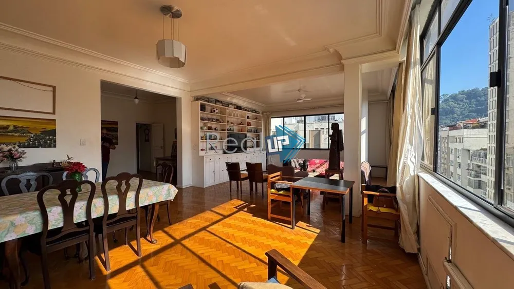 Apartamento, 3 quartos, 215 m² - Foto 3