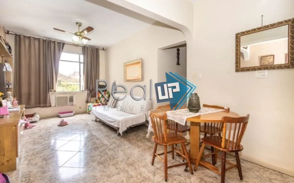 Apartamento à venda com 3 quartos, 72m² - Foto 1