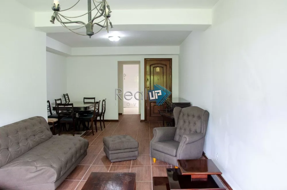 Apartamento à venda com 3 quartos, 118m² - Foto 2