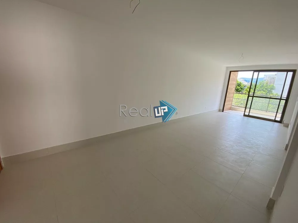 Apartamento à venda com 3 quartos, 101m² - Foto 1