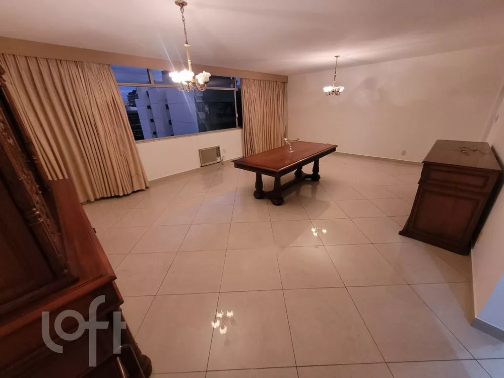 Apartamento à venda com 4 quartos, 165m² - Foto 2