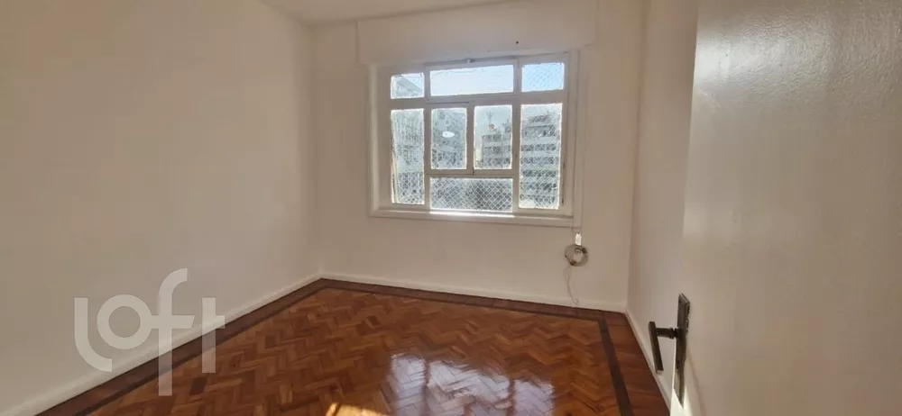 Apartamento à venda com 2 quartos, 80m² - Foto 2