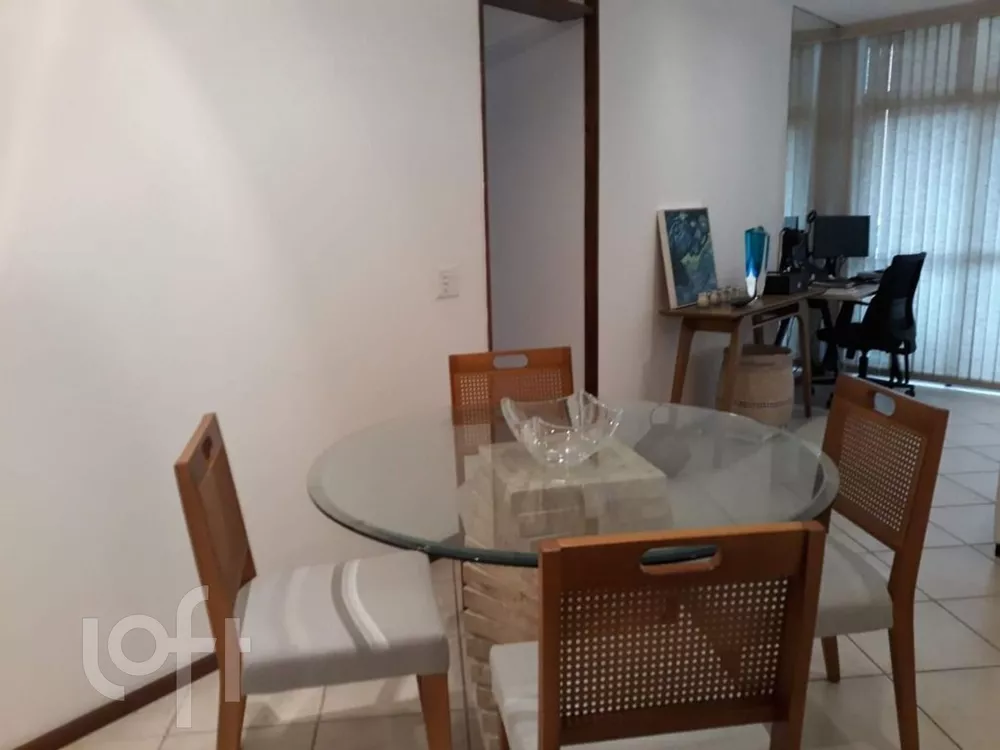 Apartamento à venda com 3 quartos, 78m² - Foto 3