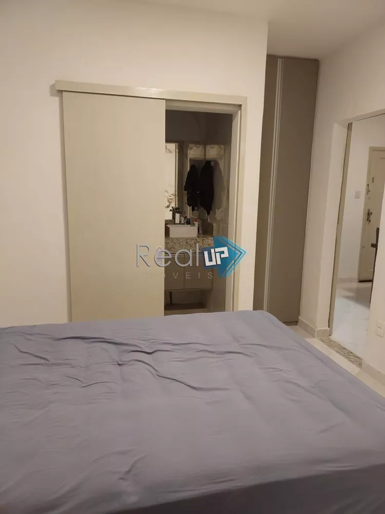 Apartamento à venda com 2 quartos, 62m² - Foto 6