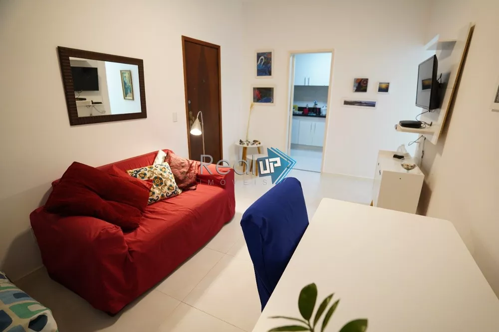 Apartamento à venda com 2 quartos, 62m² - Foto 4