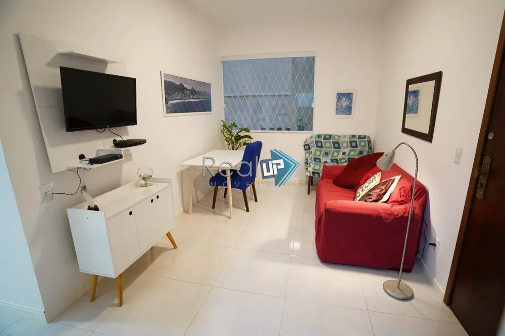 Apartamento à venda com 2 quartos, 62m² - Foto 1