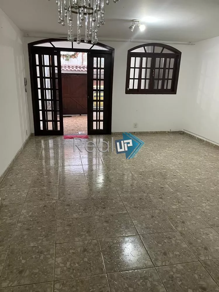 Casa, 2 quartos, 150 m² - Foto 2