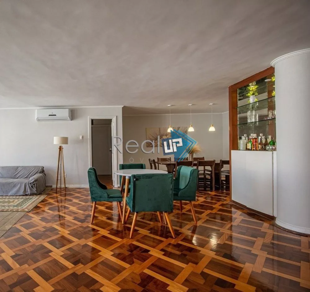 Apartamento à venda com 4 quartos, 250m² - Foto 4