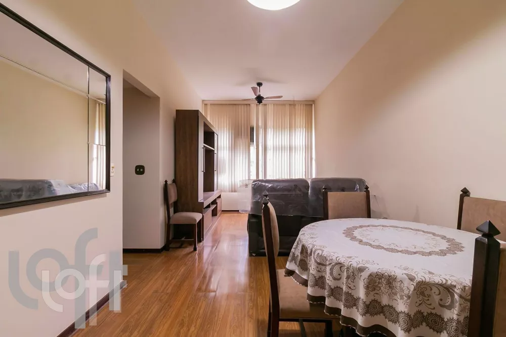 Apartamento à venda com 3 quartos, 94m² - Foto 1