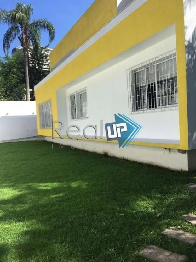 Casa, 3 quartos, 387 m² - Foto 1