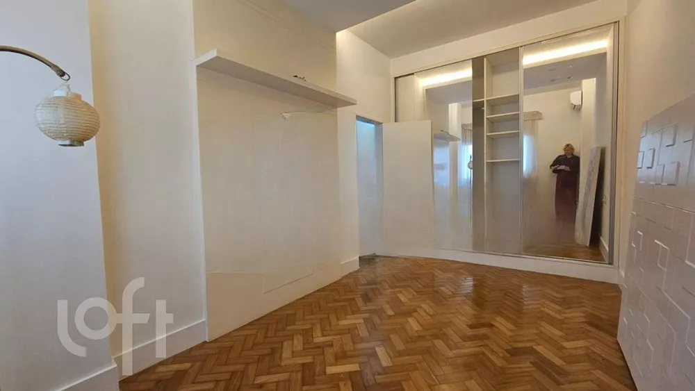 Apartamento à venda com 2 quartos, 61m² - Foto 4