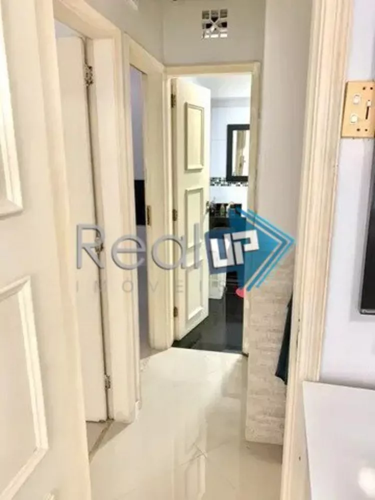 Apartamento à venda com 3 quartos, 81m² - Foto 4