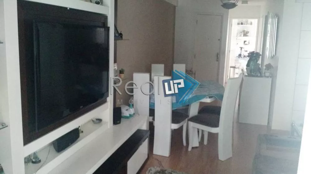 Apartamento à venda com 3 quartos, 86m² - Foto 2