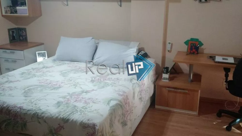 Apartamento à venda com 3 quartos, 86m² - Foto 4