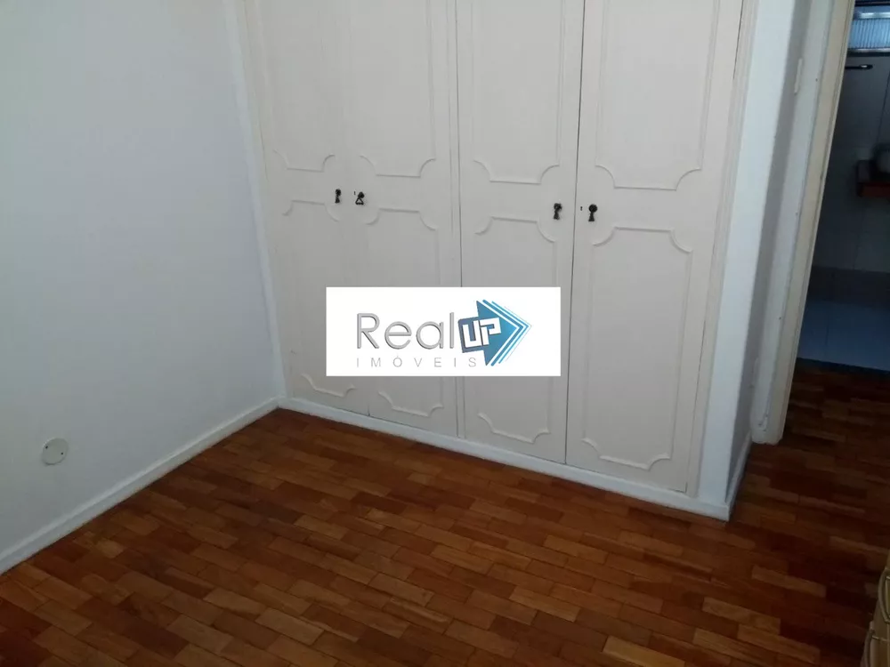 Apartamento à venda com 3 quartos, 130m² - Foto 9