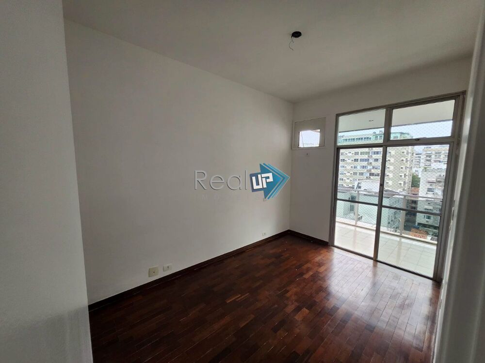 Apartamento à venda com 2 quartos, 82m² - Foto 1