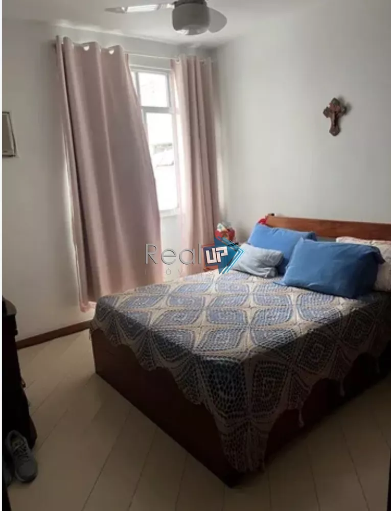 Apartamento à venda com 3 quartos, 104m² - Foto 2