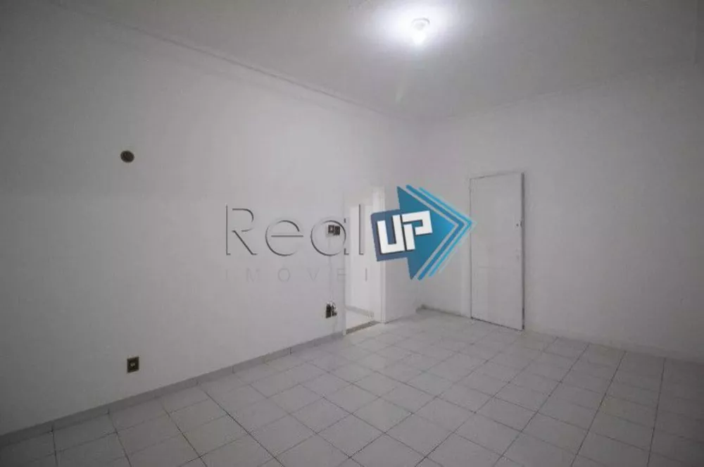 Apartamento à venda com 3 quartos, 109m² - Foto 3