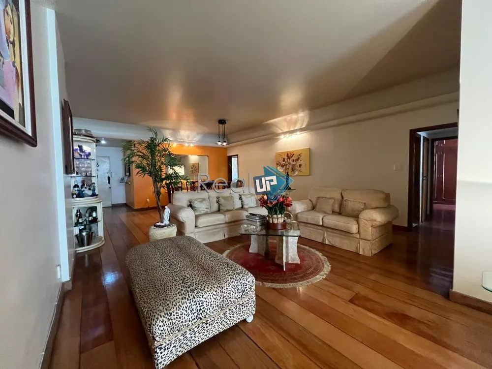 Apartamento, 3 quartos, 173 m² - Foto 1
