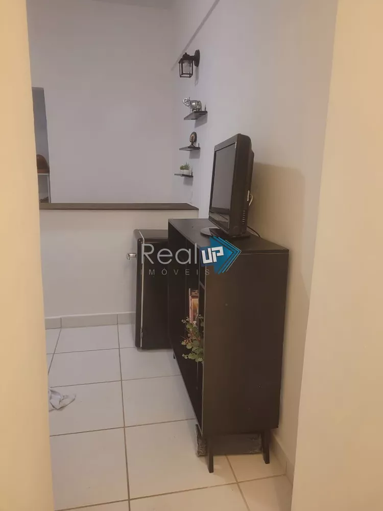 Apartamento à venda com 1 quarto, 35m² - Foto 4