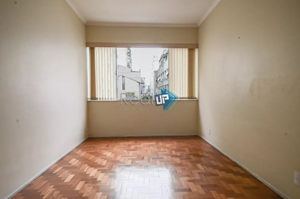 Apartamento à venda com 3 quartos, 97m² - Foto 2