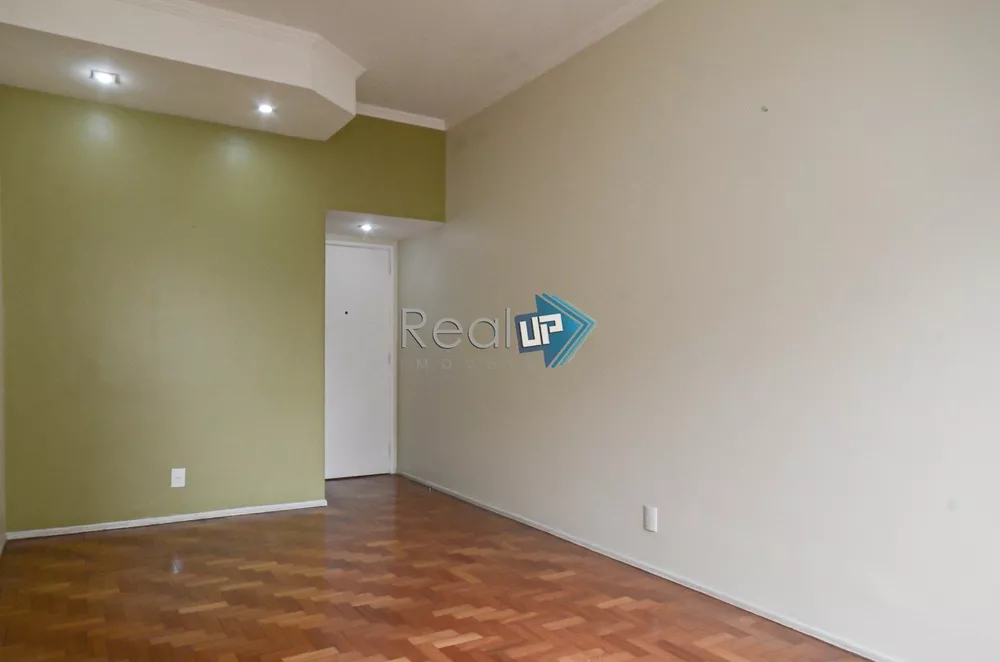 Apartamento à venda com 3 quartos, 97m² - Foto 3